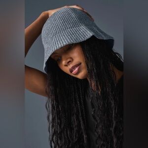 ALO Yoga Denim Knit Cloche Hat Steel Grey Anthracite Knit Bucket Hat OS Unisex